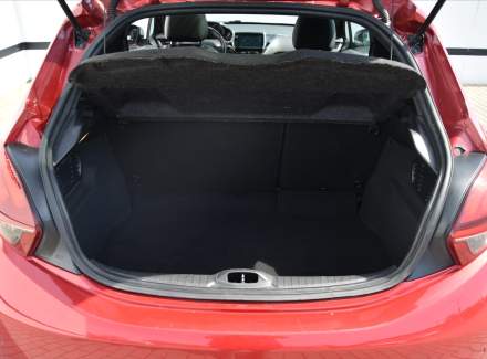 Peugeot - 208