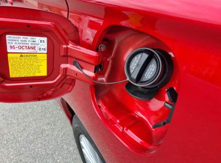 Mitsubishi - Outlander