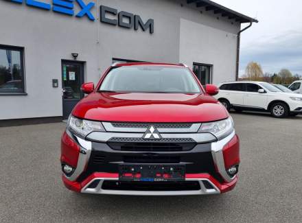 Mitsubishi - Outlander