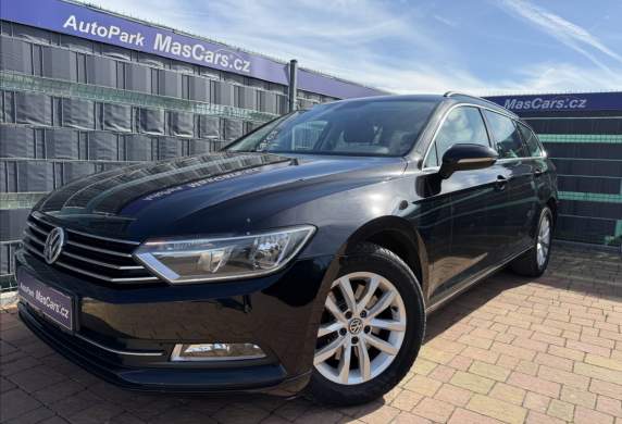 Volkswagen - Passat
