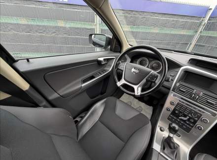 Volvo - XC60