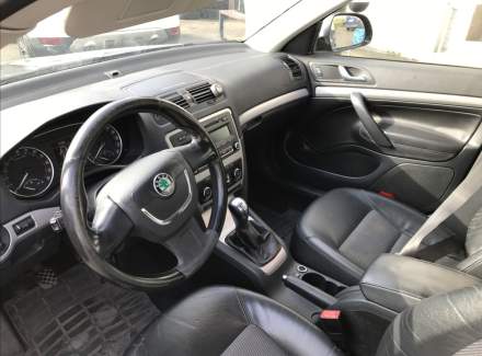 Škoda - Octavia