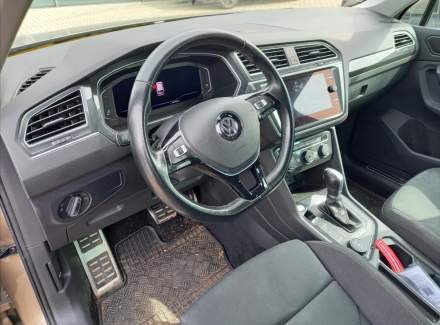 Volkswagen - Tiguan