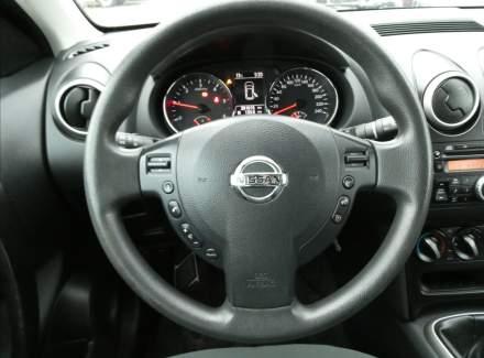 Nissan - Qashqai