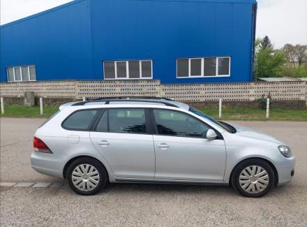 Volkswagen - Golf