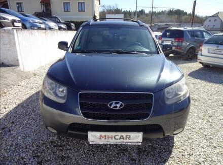 Hyundai - Santa FE