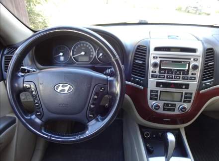 Hyundai - Santa FE