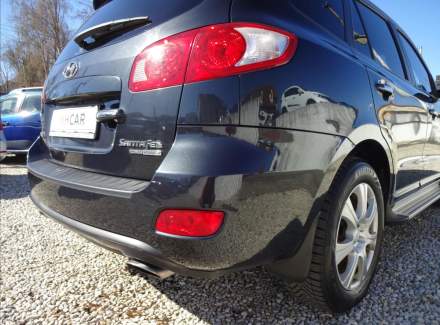 Hyundai - Santa FE