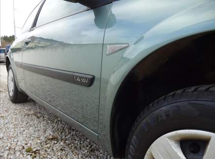 Renault - Megane