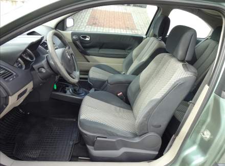 Renault - Megane