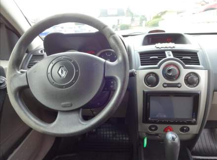 Renault - Megane
