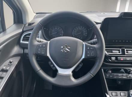 Suzuki - SX4