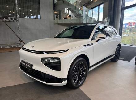 XPENG - G9