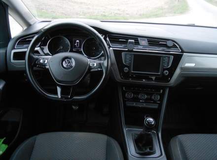 Volkswagen - Touran