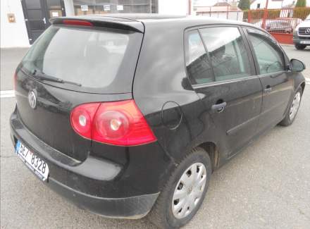 Volkswagen - Golf