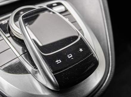 Mercedes-Benz - V-class