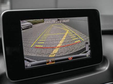 Mercedes-Benz - V-class