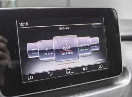 Mercedes-Benz - V-class