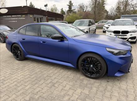 BMW - M5