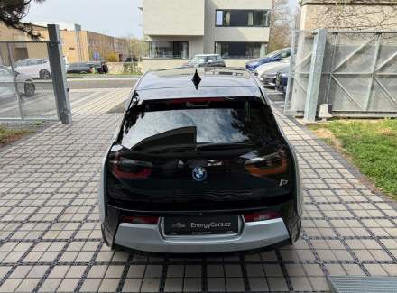 BMW - i3