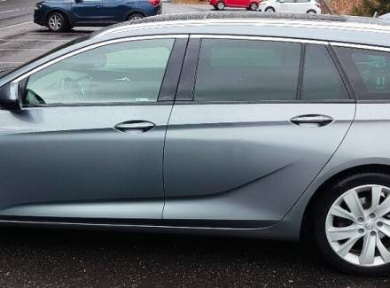 Opel - Insignia