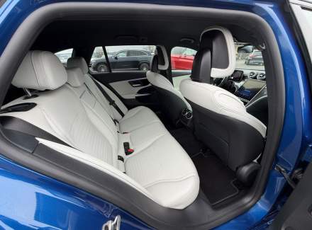 Mercedes-Benz - C-class