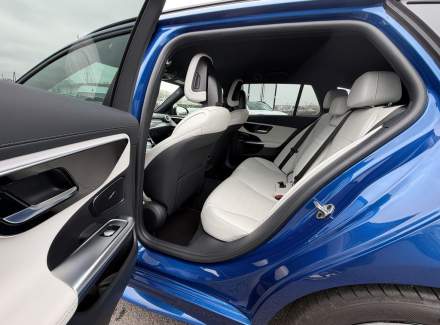 Mercedes-Benz - C-class