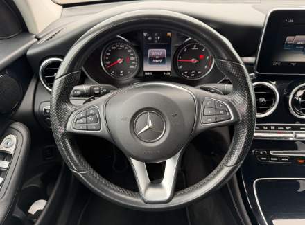 Mercedes-Benz - GLC