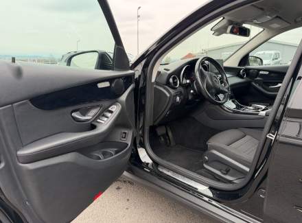 Mercedes-Benz - GLC