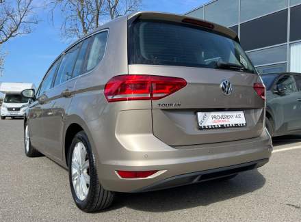 Volkswagen - Touran