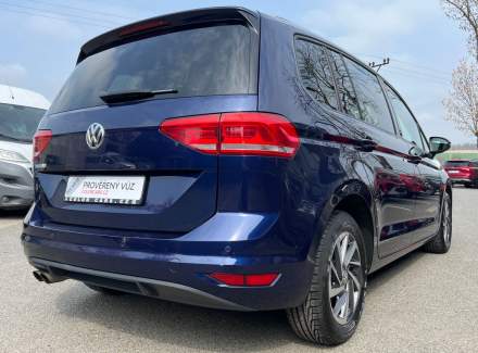 Volkswagen - Touran