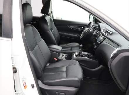 Nissan - X-Trail