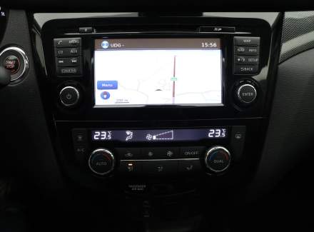 Nissan - X-Trail