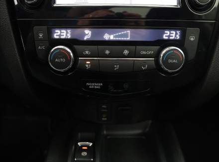 Nissan - X-Trail