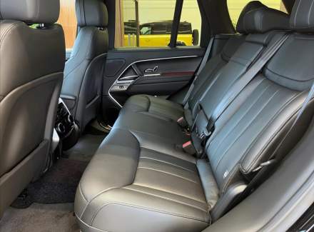 Land Rover - Range Rover