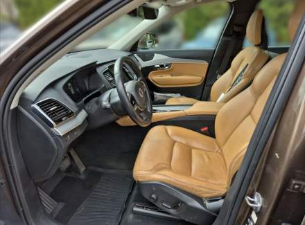 Volvo - XC90