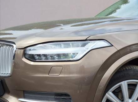 Volvo - XC90