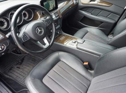 Mercedes-Benz - CLS