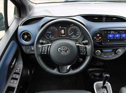 Toyota - Yaris