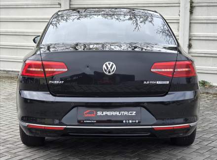 Volkswagen - Passat