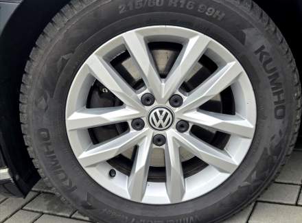 Volkswagen - Passat