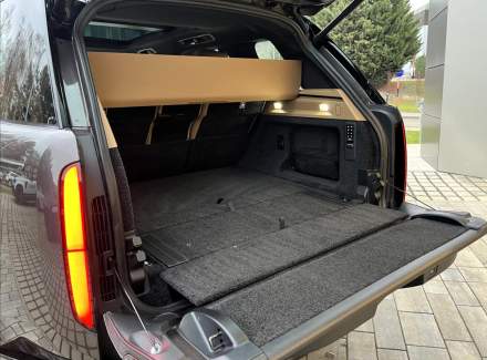 Land Rover - Range Rover