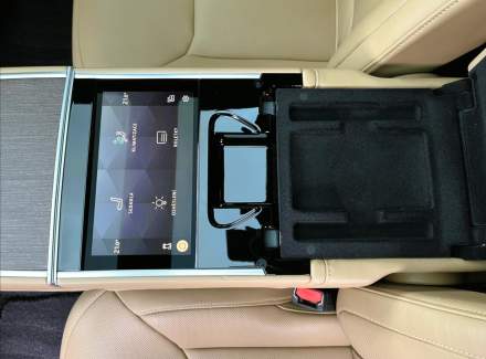 Land Rover - Range Rover