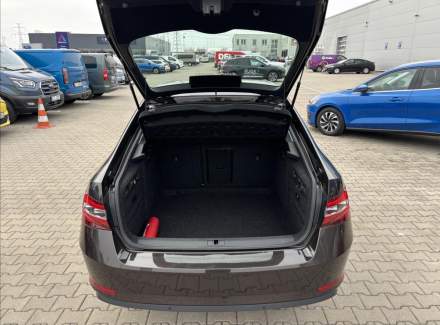 Škoda - Superb
