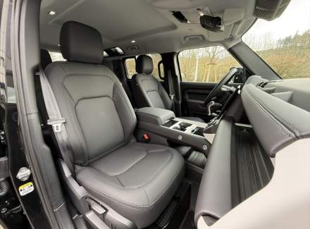 Land Rover - Defender