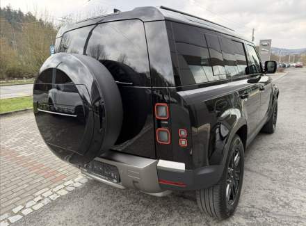 Land Rover - Defender