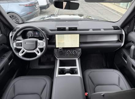 Land Rover - Defender