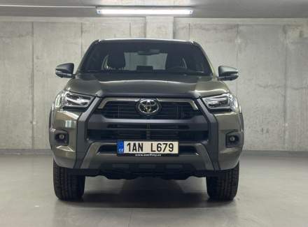 Toyota - Hilux