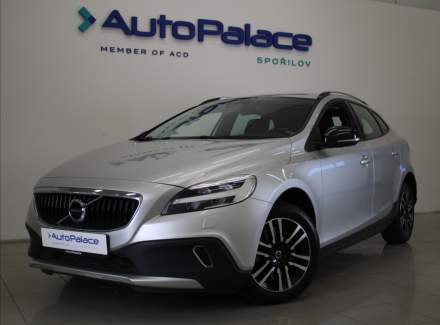Volvo - V40