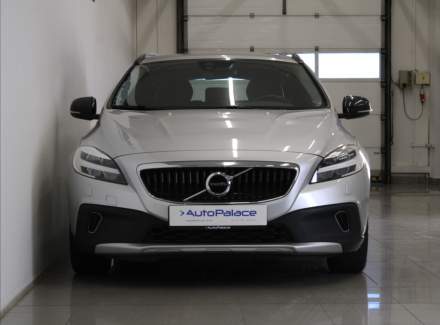 Volvo - V40